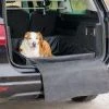Trixie Kofferraum Hundebett – Komfortables Autobett für Hunde – Autoschutz & Transportlösung